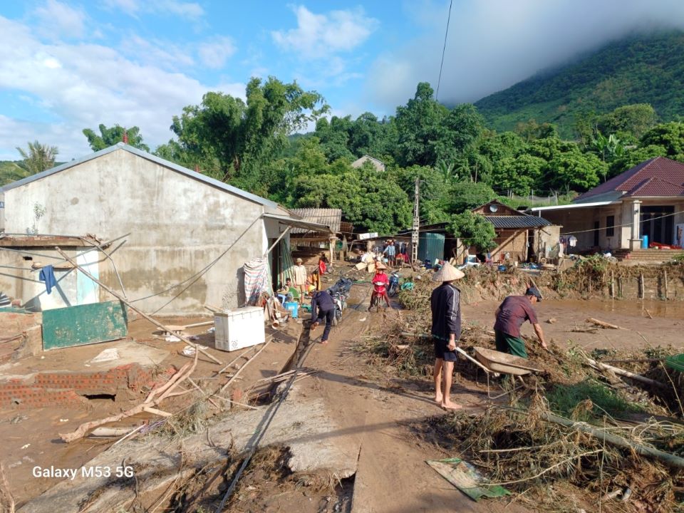 Sơn La khắc phục và đẩy mạnh tuyên truyền an toàn điện sau sự cố do mưa lũ